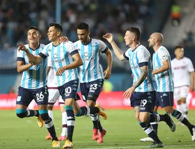 Racing ganó y piensa en la Sudamericana