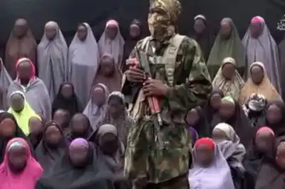 Terror en Nigeria: secuestraron a 25 alumnas de un internado femenino