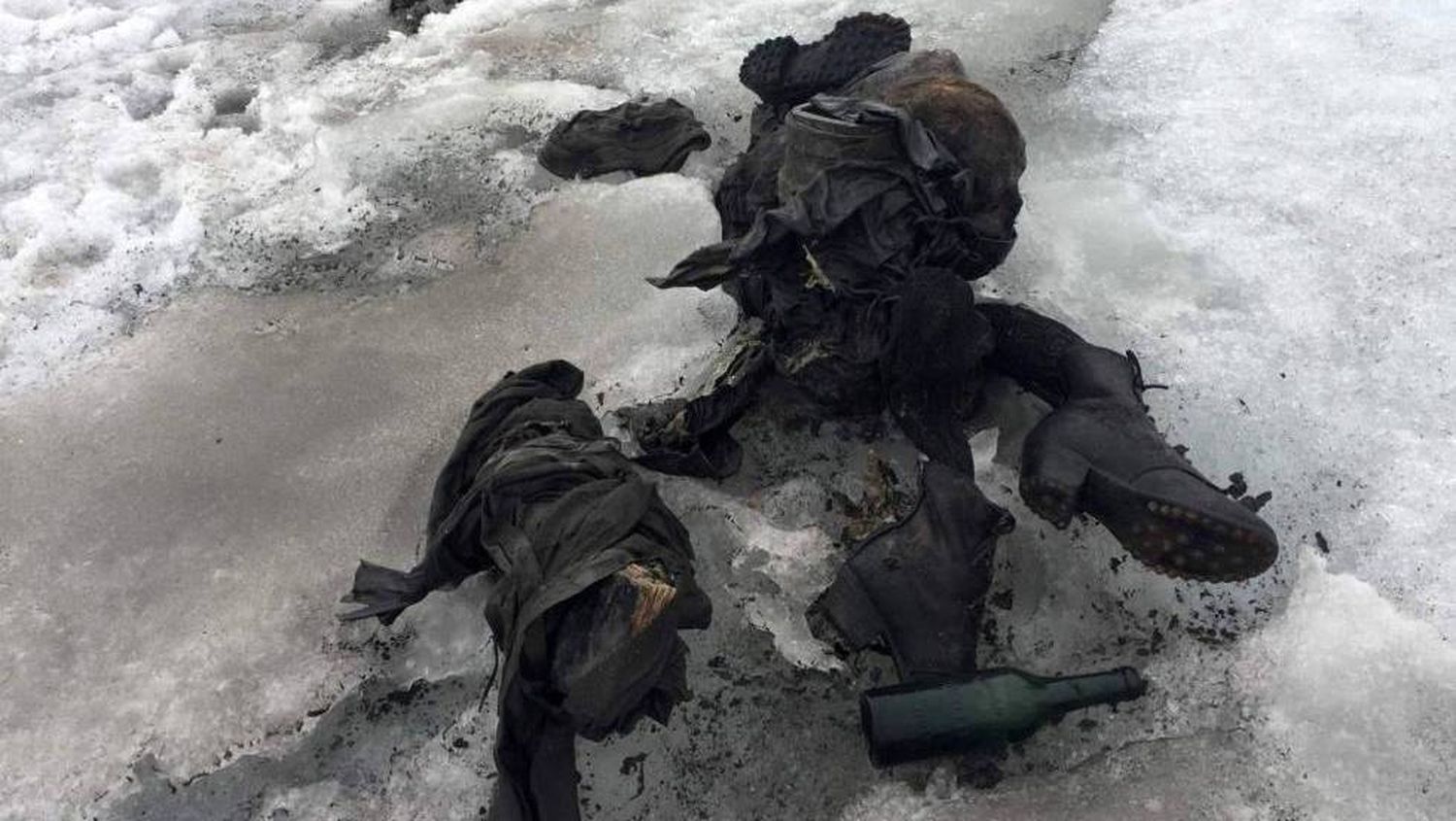 Hallaron en un glaciar de Suiza una pareja desaparecida hace 75 años
