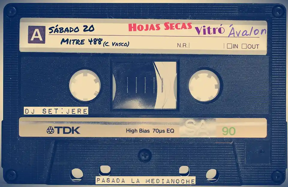Hojas Secas tocará este viernes en Alfonsina y el Bar 