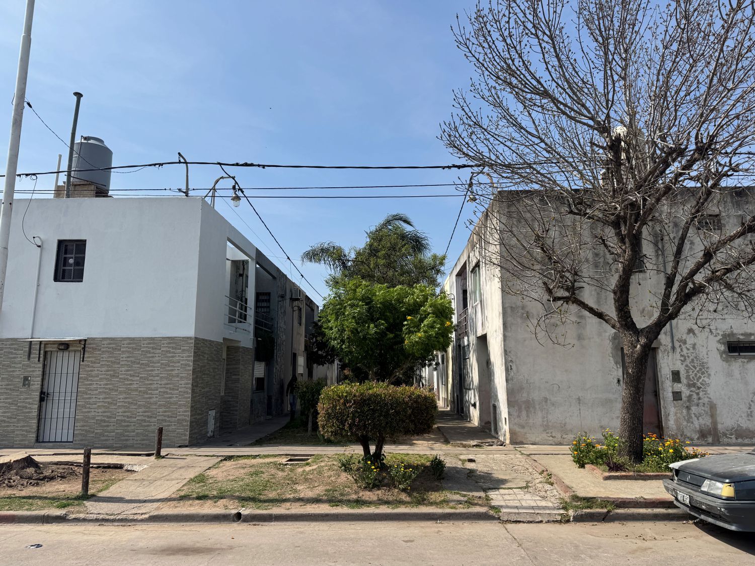 104 Viviendas: 32 años de un barrio que empezó el Estado y terminaron los vecinos
