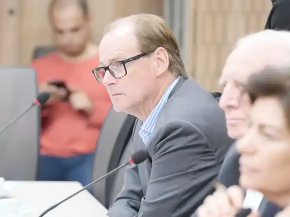 Bordet: “Rechazamos el veto presidencial porque no hay equilibrio fiscal posible sin justicia social”