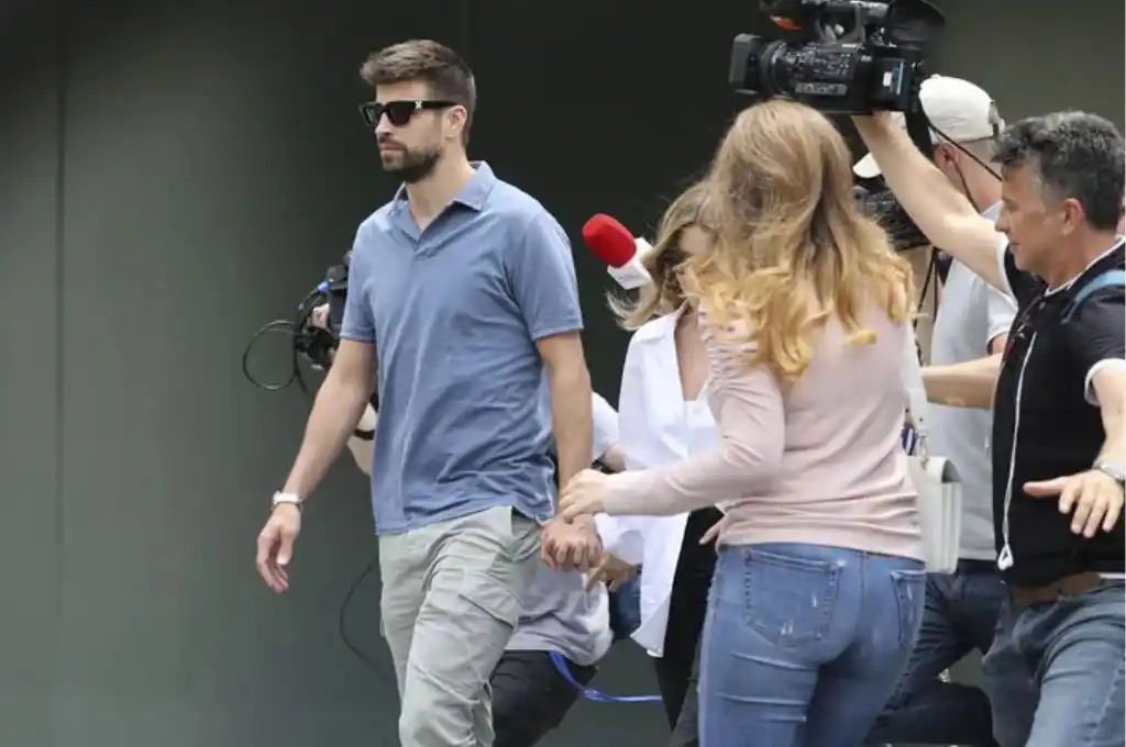 Ante el acoso sufrido, Clara Chía pidió una orden de restricción: ¿para quién?