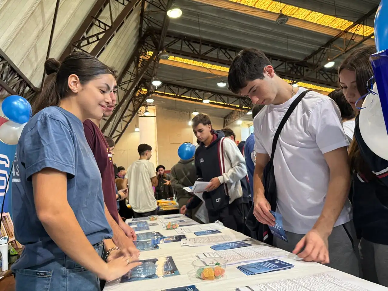 La Expo Unicen, a pleno durante su cuarta edición.