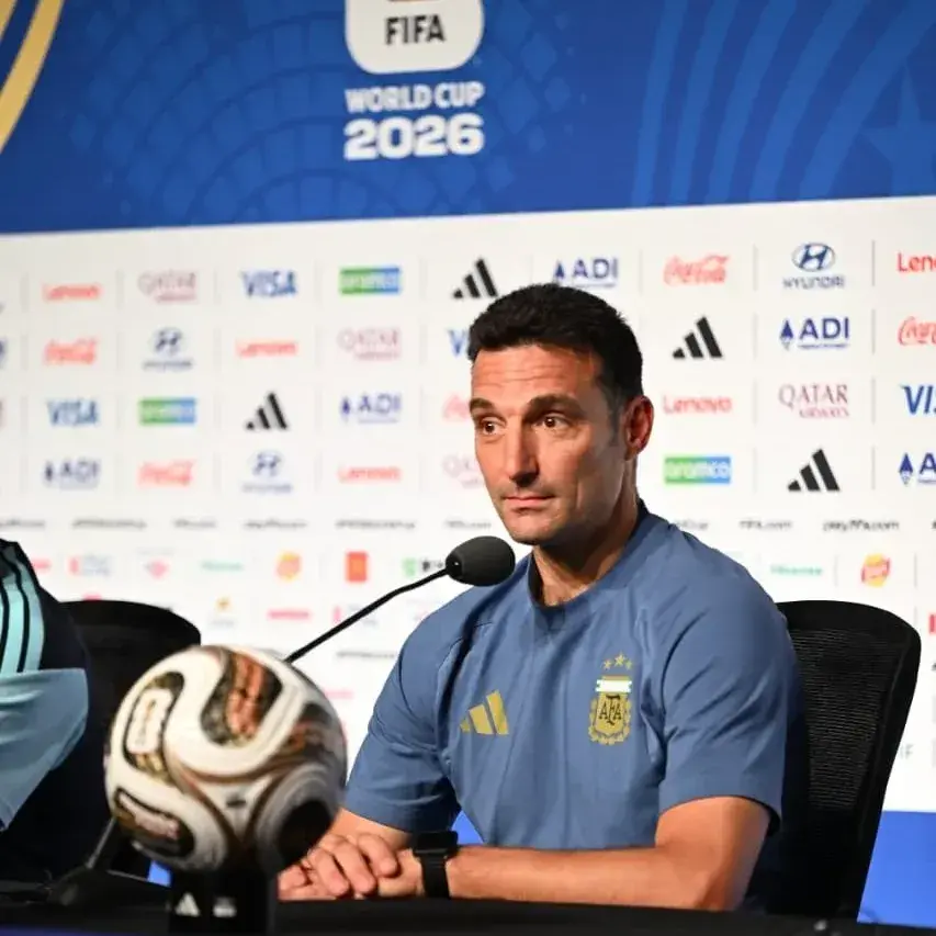 La emoción de Scaloni tras la victoria ante Inglaterra: "El partido de hoy superó cualquier cosa"