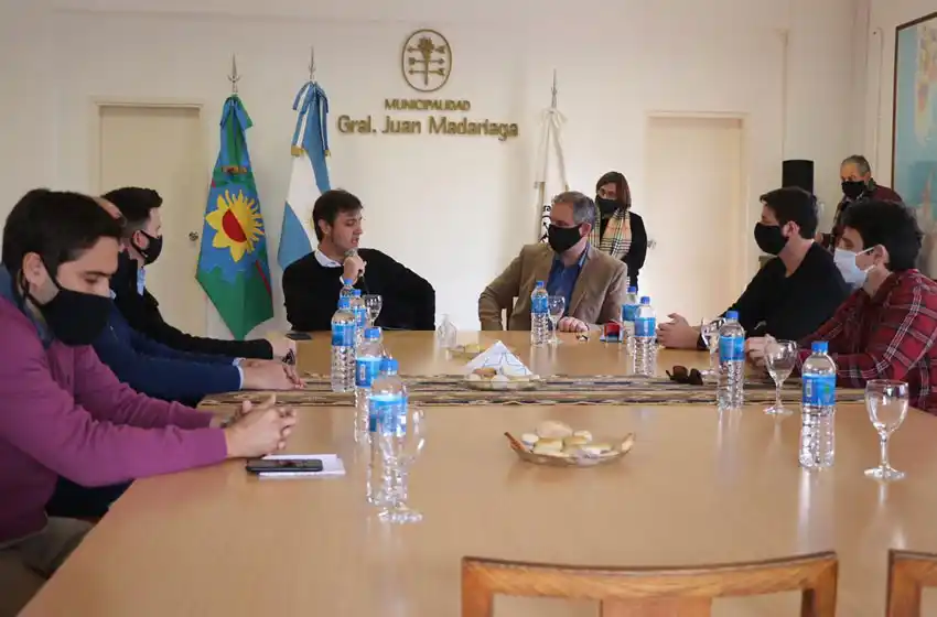 Pinamar y Madariaga ponen en marcha el servicio de transporte especializado