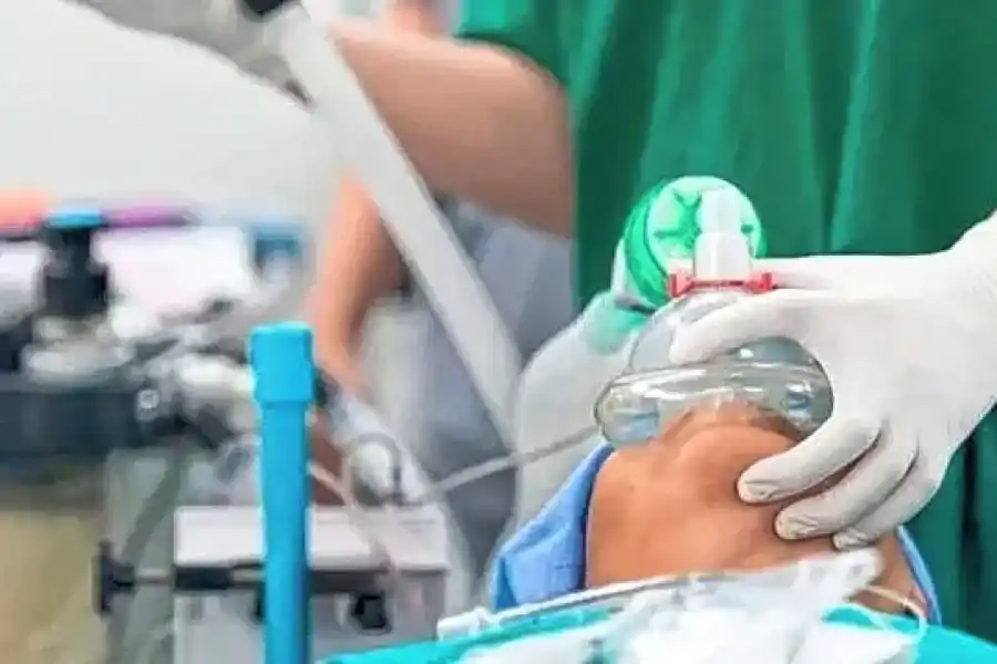 Anestesistas de Santa Fe anunciaron un corte de la cobertura a los afiliados de Iapos desde este jueves