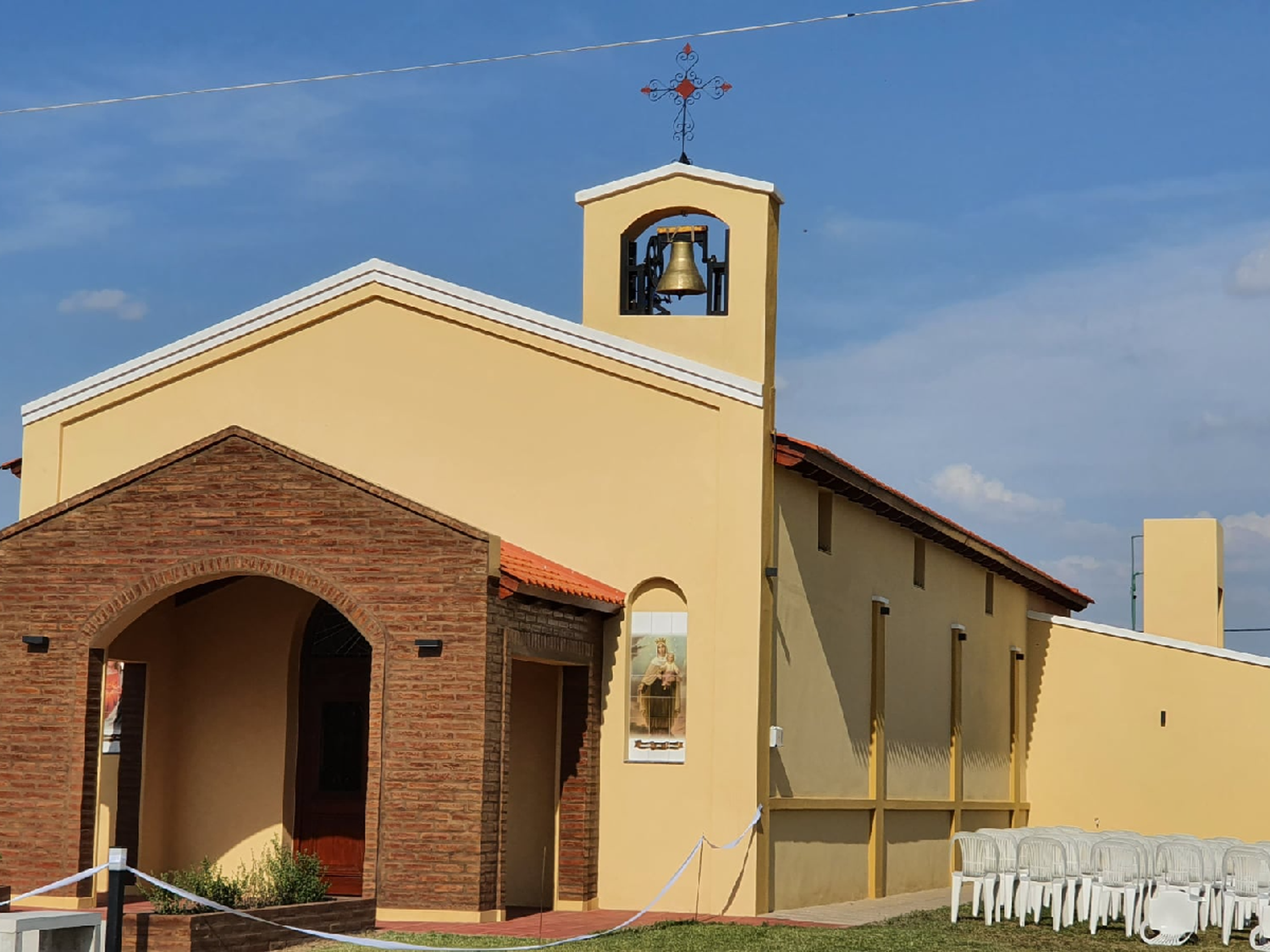 Las Pichanas consagró su primera capilla: un sueño hecho realidad             