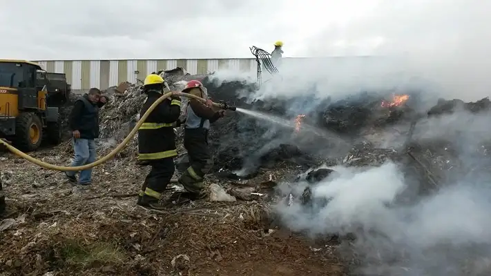 Islas del Ibicuy: Se incendio el depósito  de la papelera Cemesa