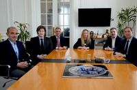 LLA y el PRO firmaron la paz: competirán juntos en la provincia