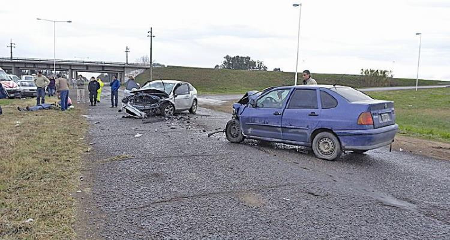 Continúan internados los accidentados del fin de semana