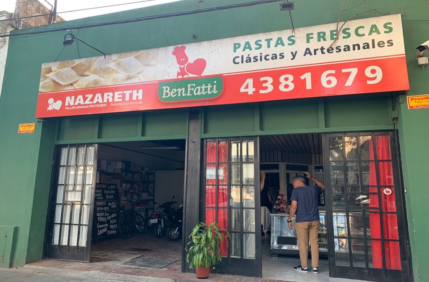 Fábrica de pastas donde trabajan chicos con discapacidad perdió toda la mercadería por prolongado corte de luz