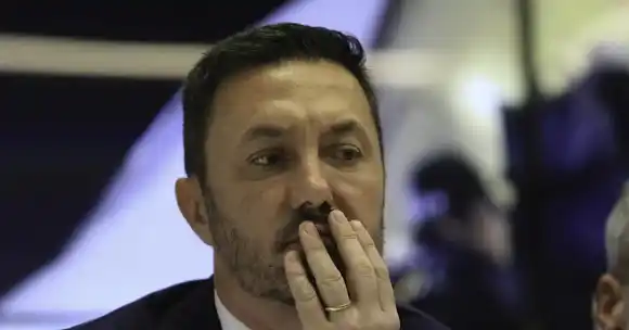 El Ministro de Defensa de la Nación envió ayuda para los damnificados de Bahía Blanca