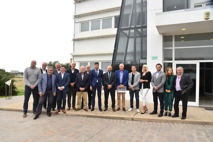 Pullaro presentó el programa Tecnoindustria 4.0