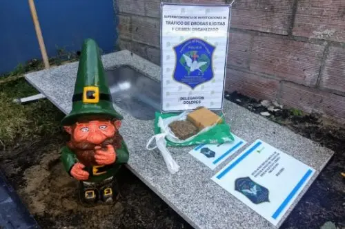 Detiene a nueve integrantes de una banda que escondía droga en «enanos de jardín»