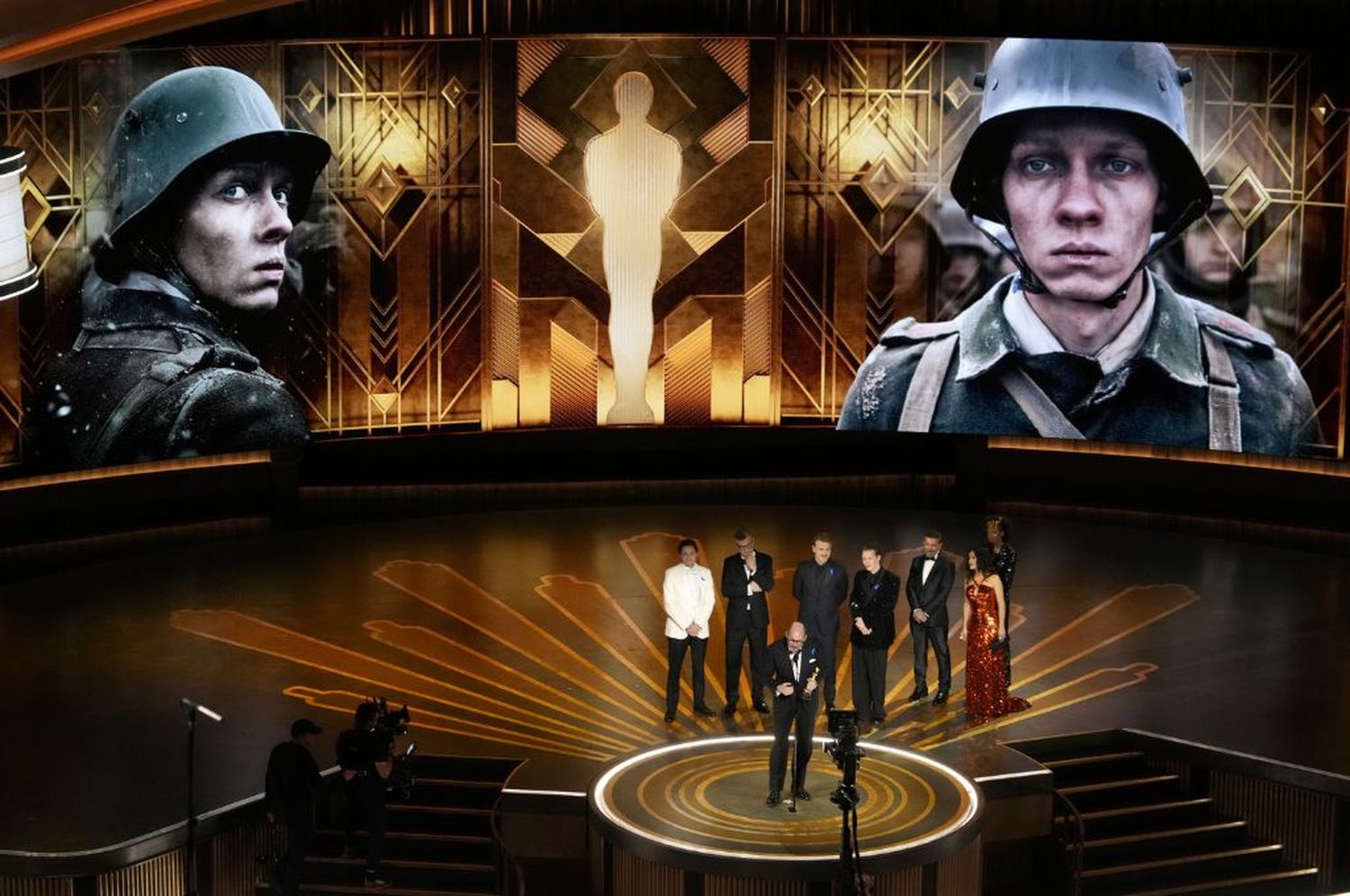 Premios Oscar 2023: “Sin novedad en el frente” se impuso y ganó como mejor película internacional