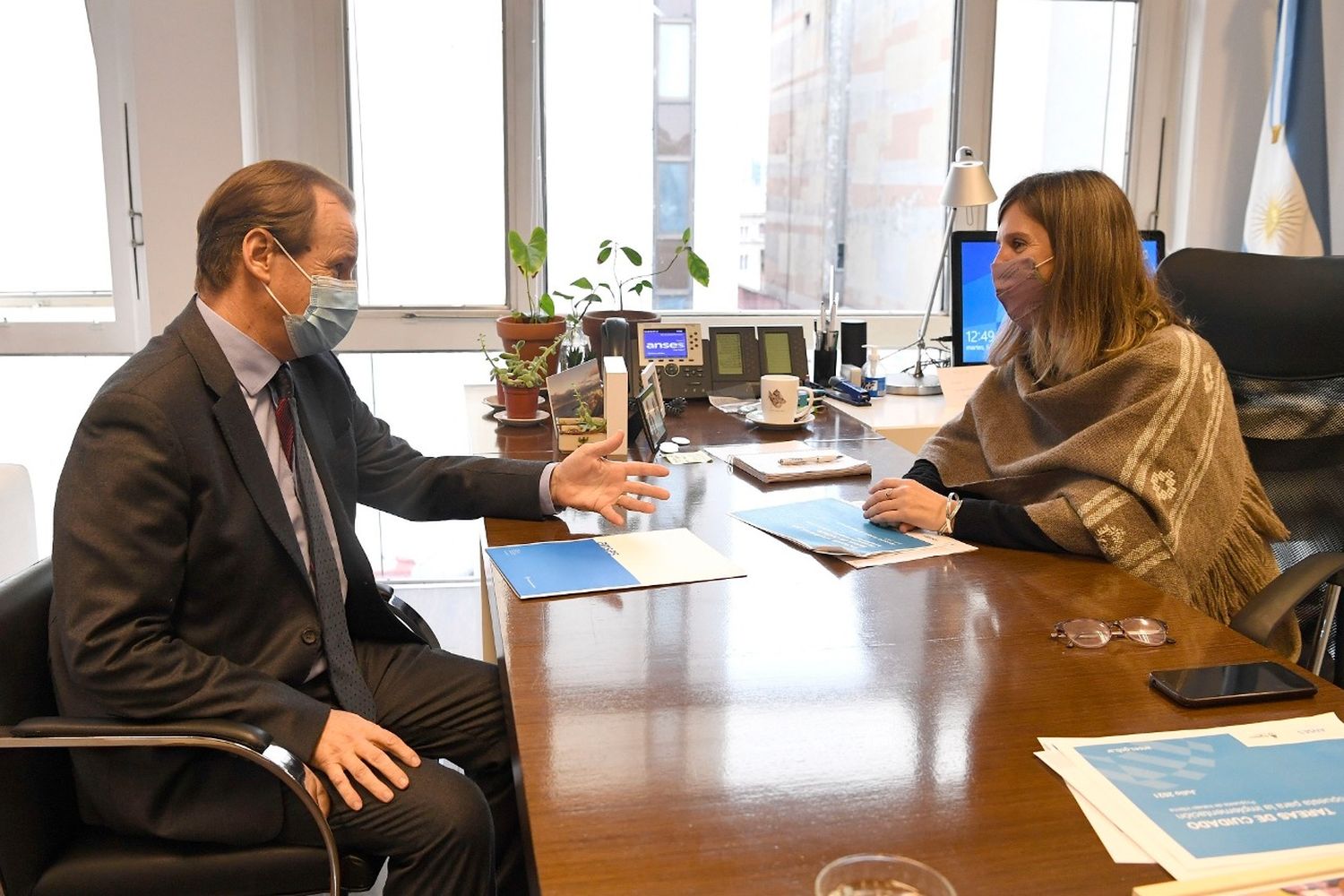 Bordet se reunió con la titular de Anses y gestionó financiación para productores