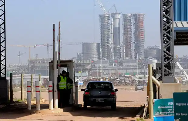 Investigan protocolos ante la muerte de un obrero que trabajaba para UPM