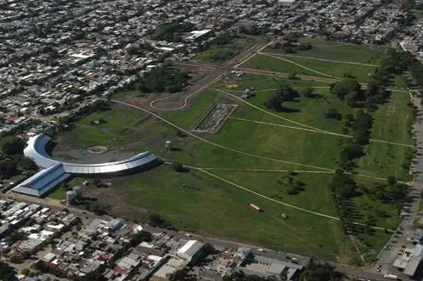 Plantaron árboles para celebrar los 20 años del Parque Federal