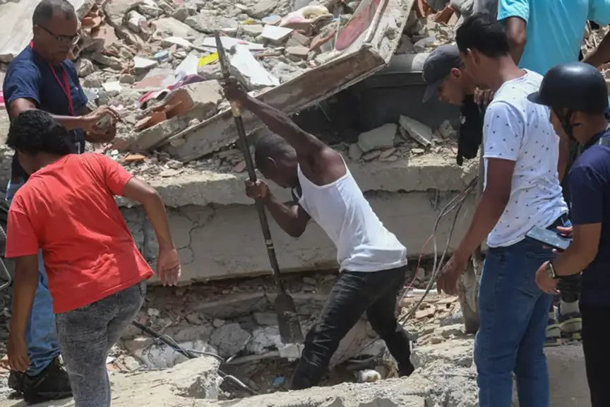 Rescatan un total de 6.462 personas en Venezuela y siguen las búsquedas tras los terremotos
