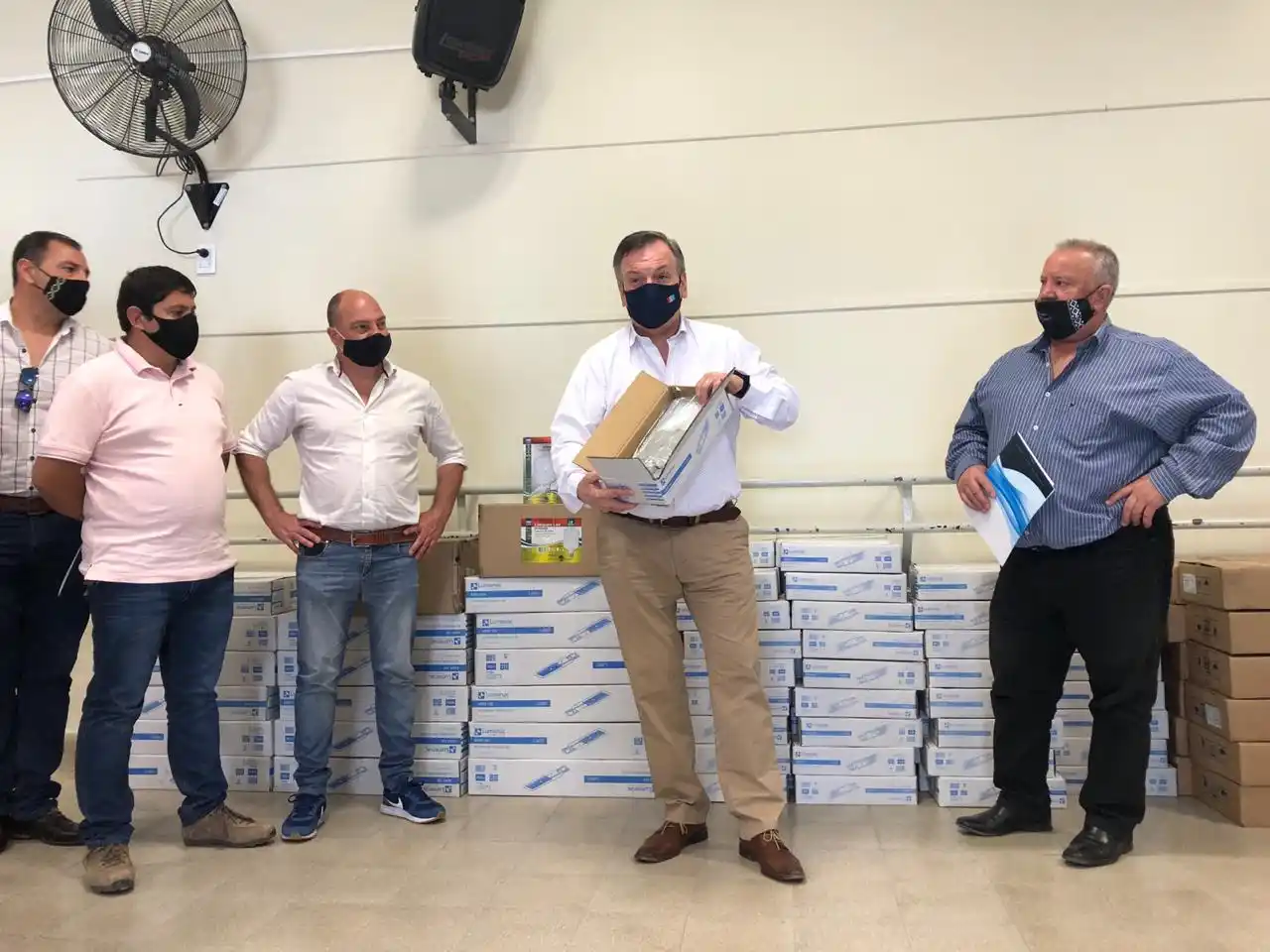 Entrega de luminarias LED y firma de nuevos convenios del Pro.Di.Led