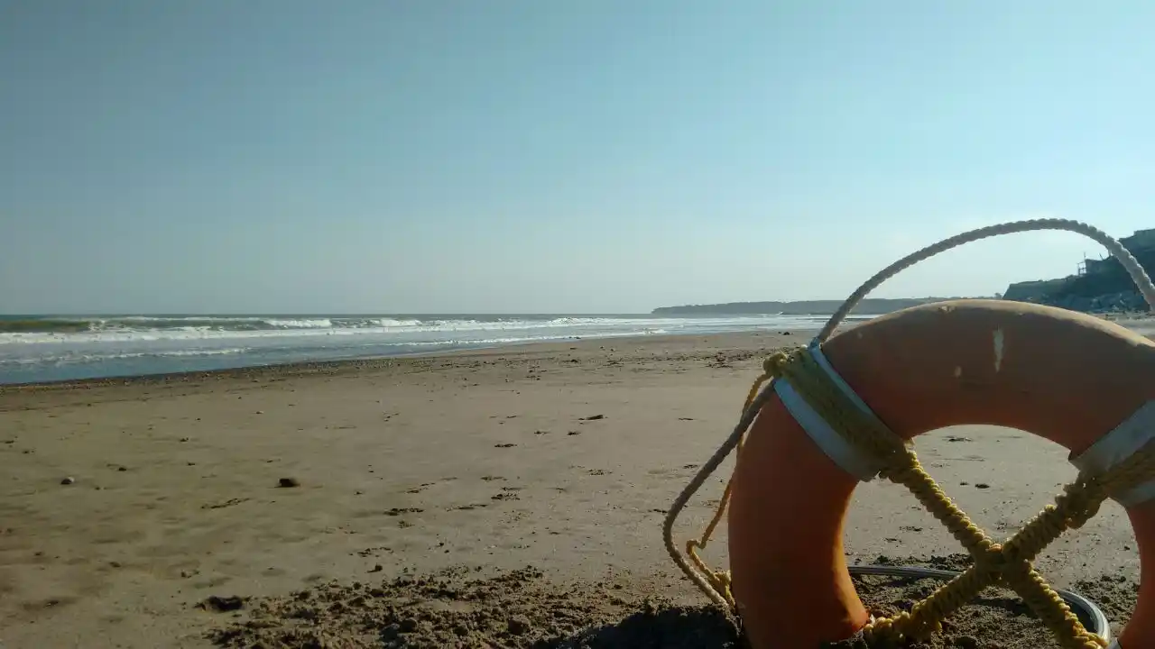 Guardavidas reclaman el pago de sueldos atrasados