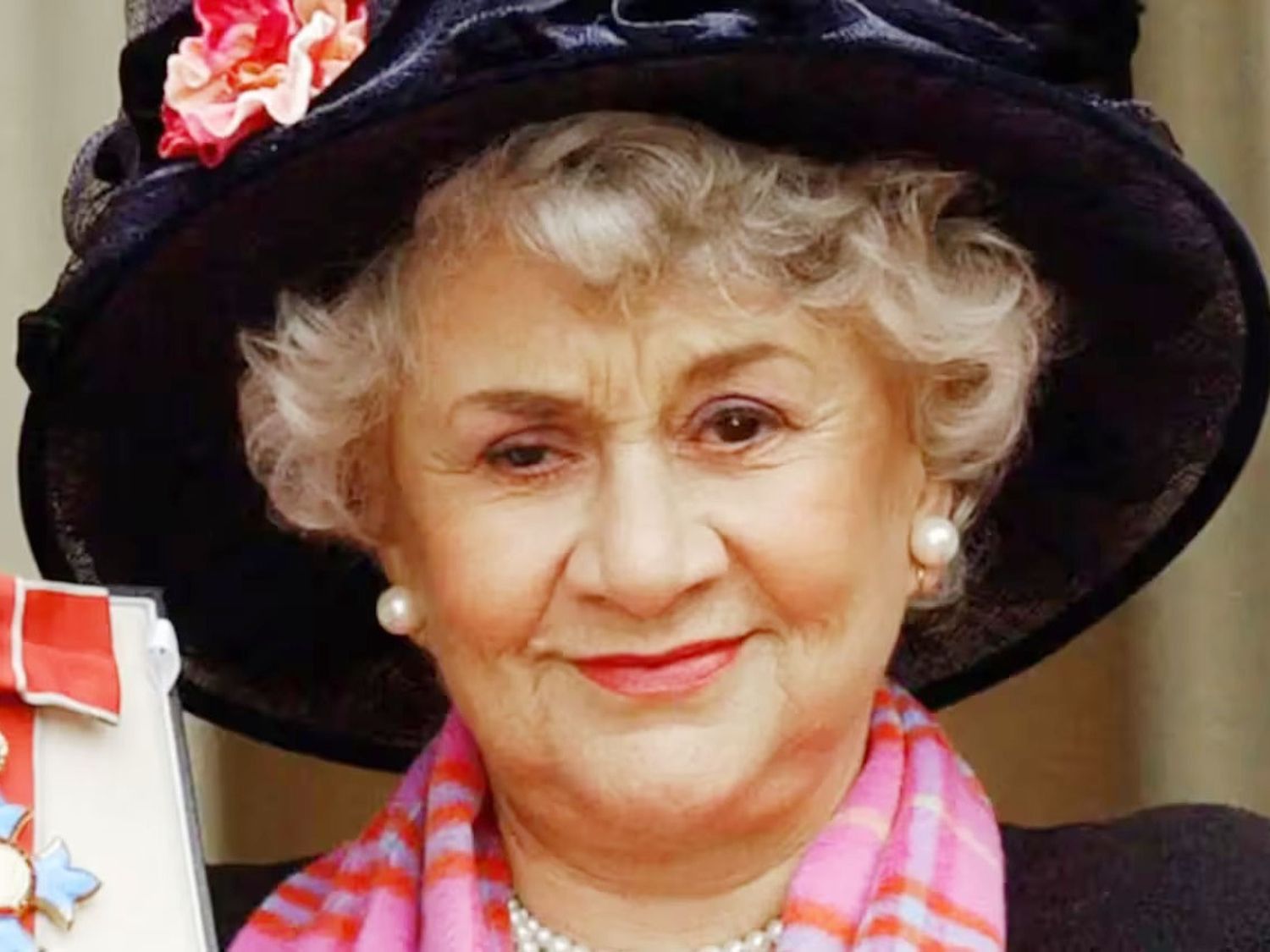 Murió la actriz Joan Plowright