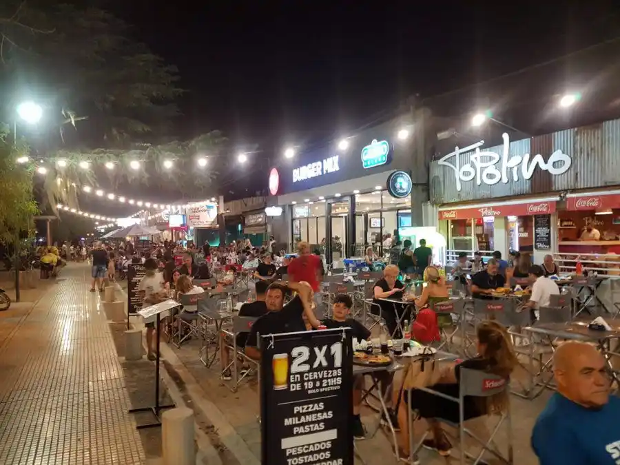 El sector privado se sorprendió con la salida de Alfaro: "fue un baldazo de agua fría"