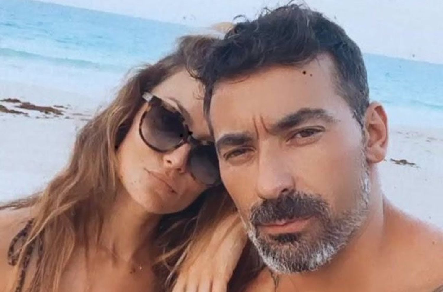 Una mano en offside: la broma hot que le hizo el Pocho Lavezzi a su novia Natalia Borges