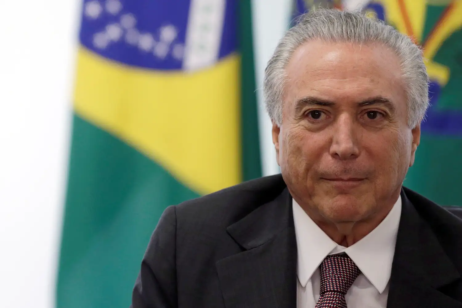 Por 4 votos contra 3, Michel Temer evitó  que lo destituyan como Presidente