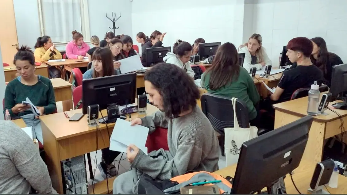 Cursos completos. Tanto en la modalidad presencial como virtual, los cupos están totalmente llenos