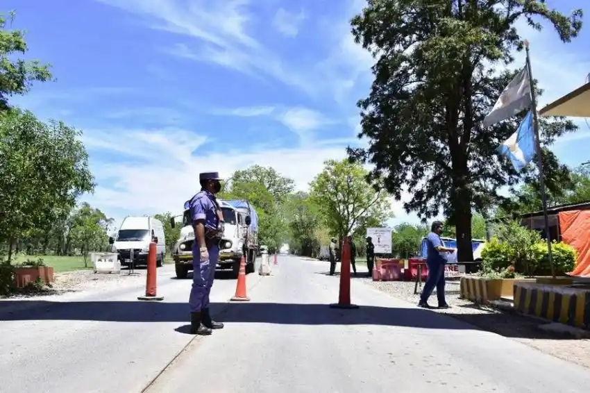 Desmienten presencia de mujer varada para ingresar a Formosa