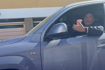 Dos conductores, un lugar para estacionar… y un final inesperado