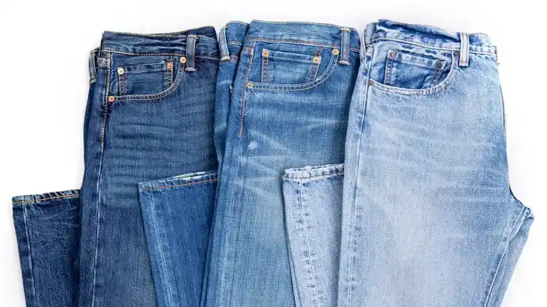 Jeans para diciembre: los estilos clave del verano 2026