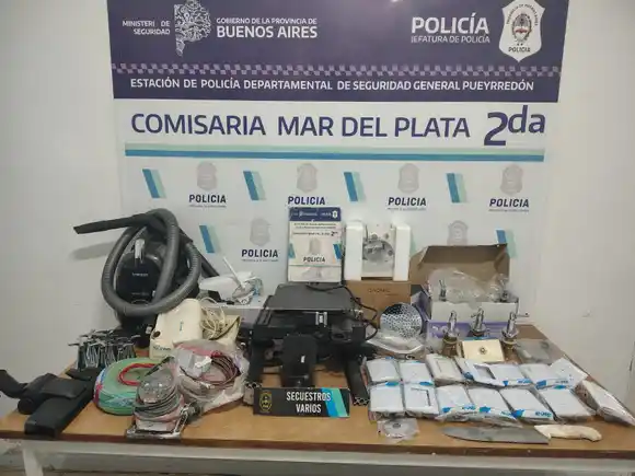 Detienen a un hombre por el robo de elementos de grifería de una vivienda