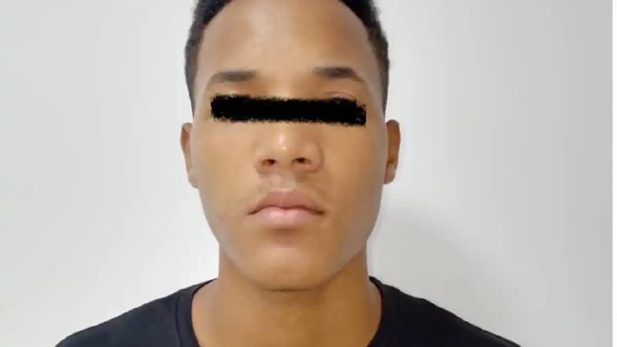 ¡A MACHETAZO LIMPIO EN NUEVA ESPARTA! Joven mata a su expareja por no querer volver con él