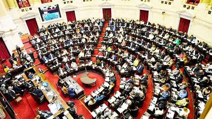 Más de un tercio de los  diputados que finalizan sus  mandatos buscarán renovarlos