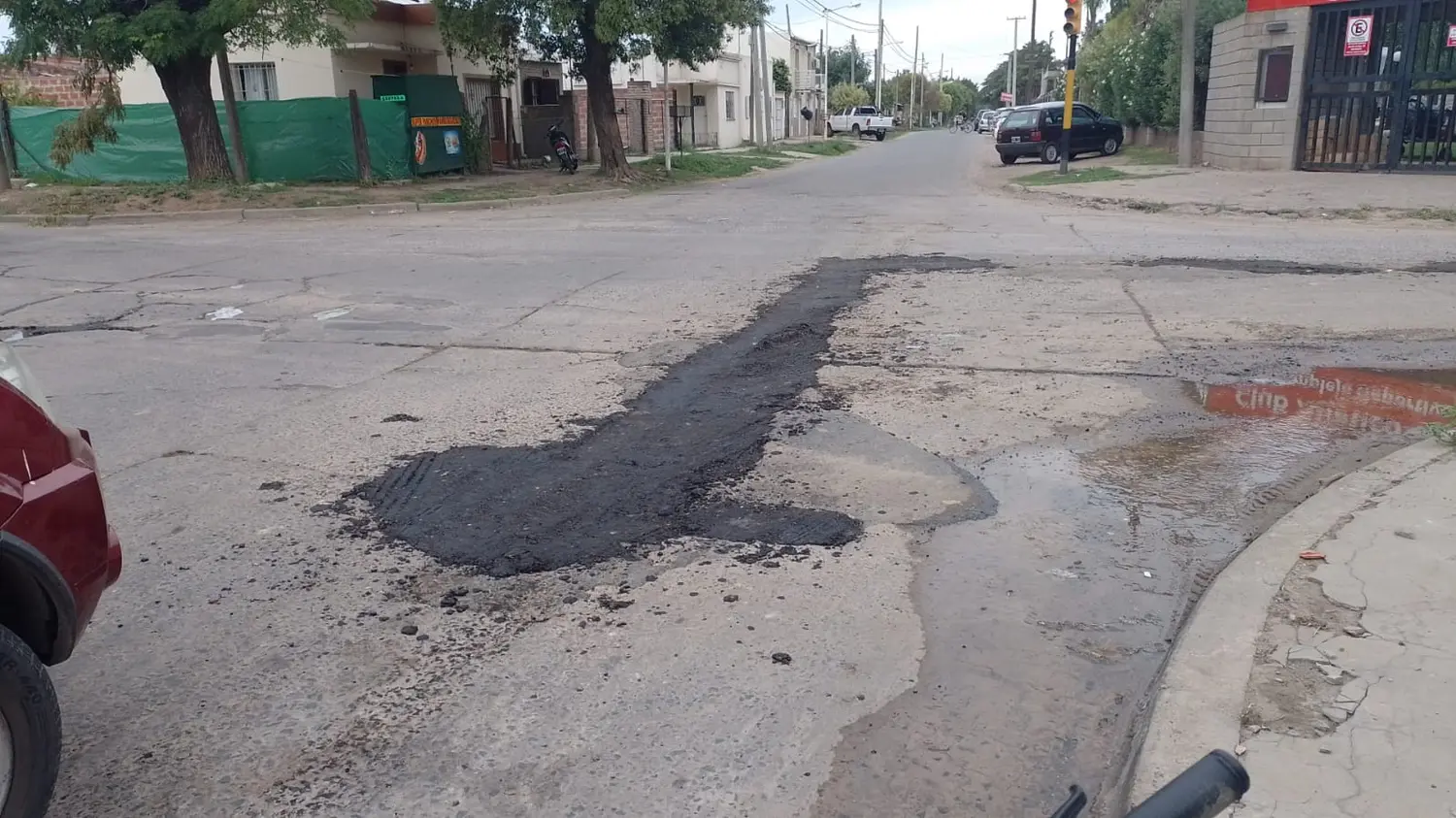 Después de la caída de un vecino, bachearon