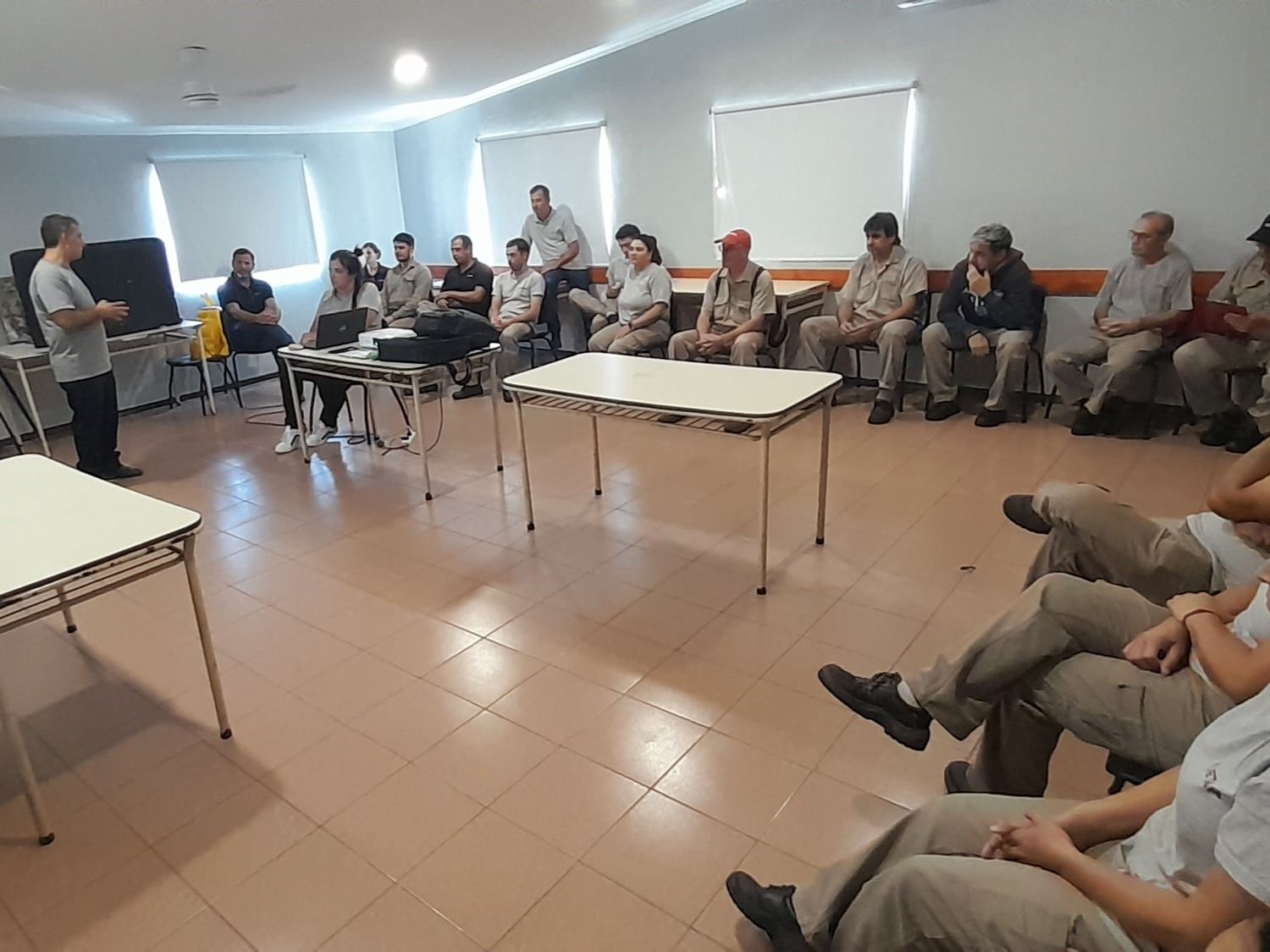 Trabajo sostenido para generar conciencia: el Gobierno municipal capacita sobre conducción responsable en empresas de la ciudad