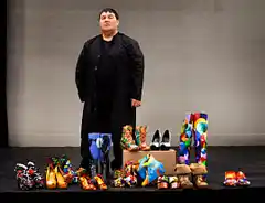 Se presenta la muestra “En Los Zapatos De”