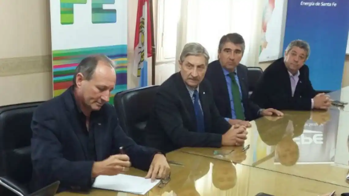 La EPE incorporará 460 transformadores en toda la provincia