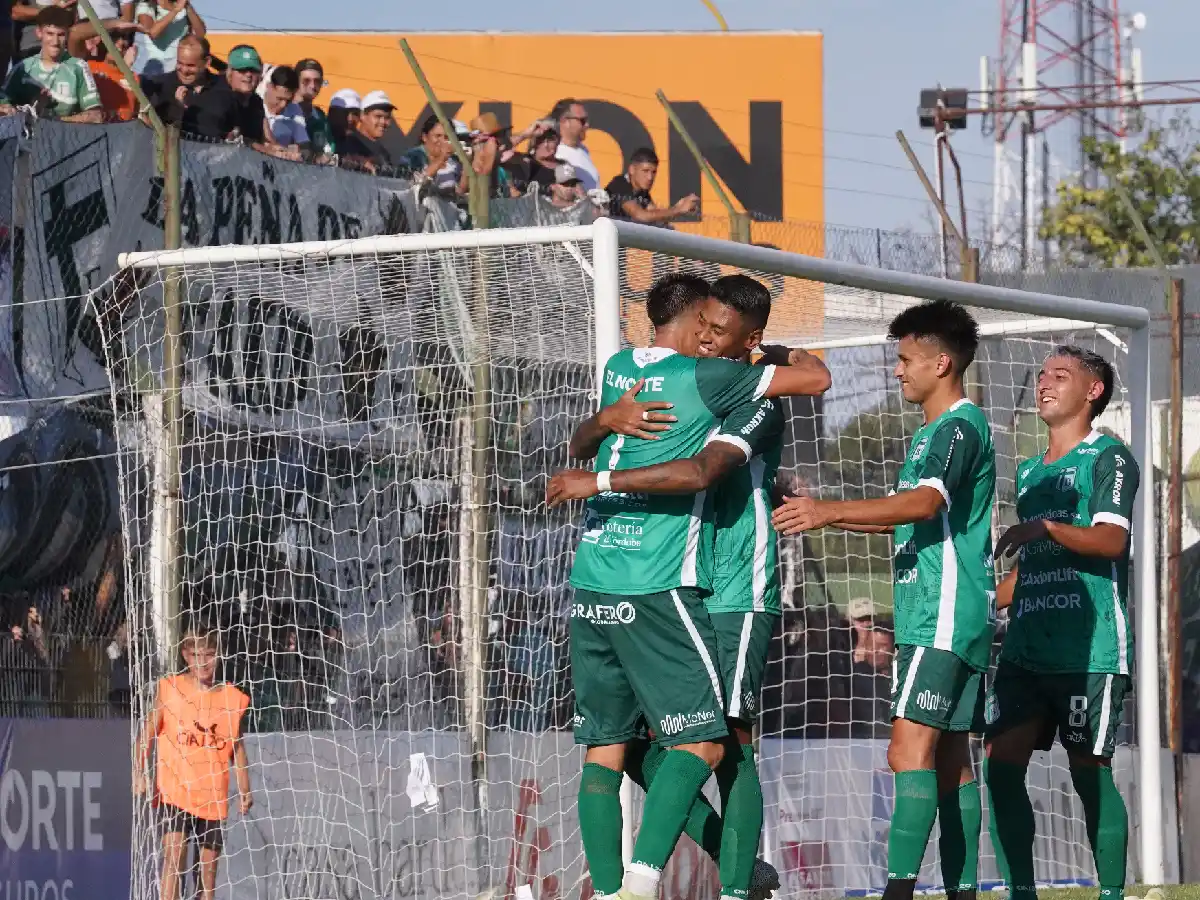 Abrazarse al triunfo