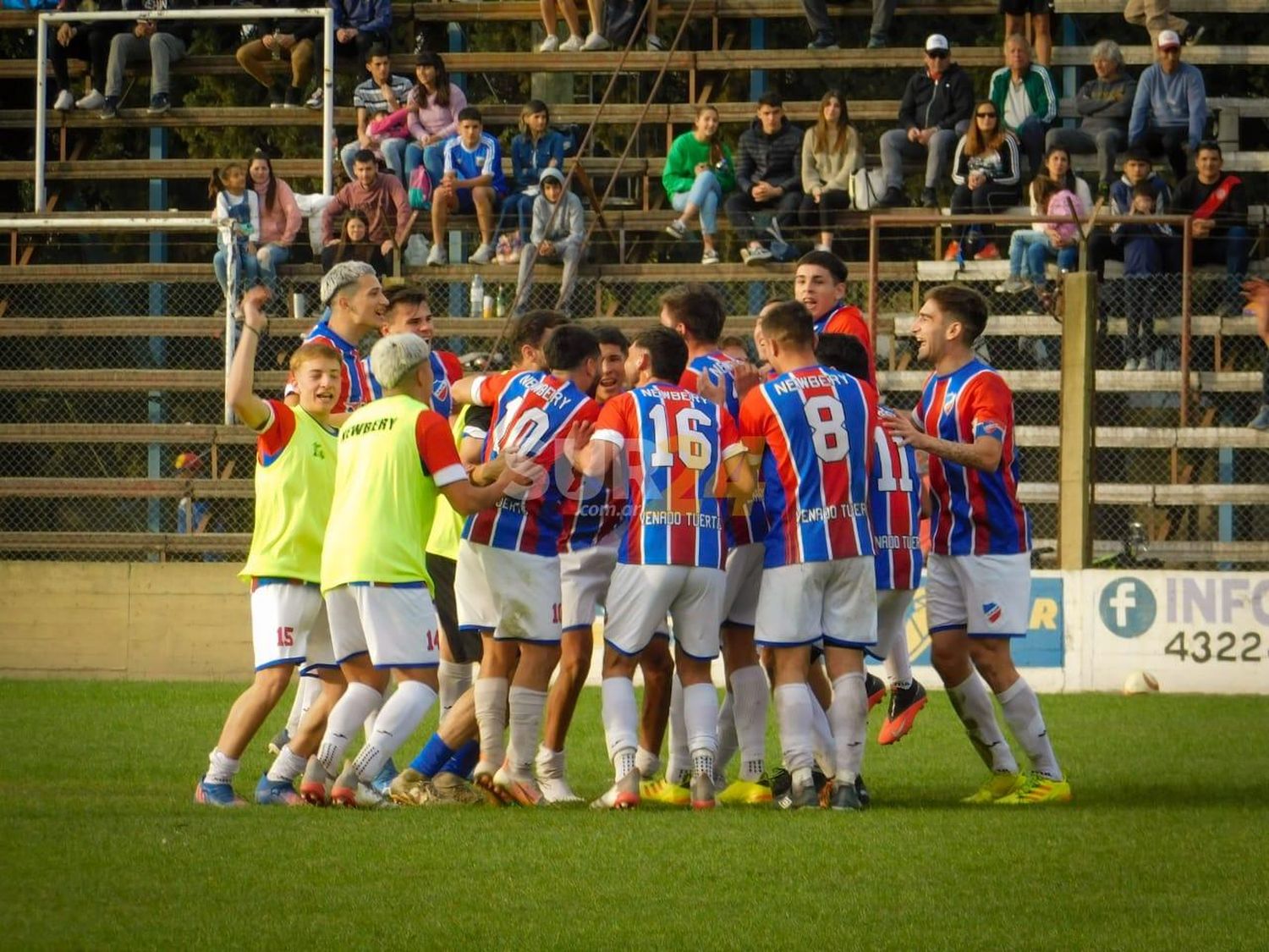 El Aviador le ganó a Hughes y sigue levantando vuelo