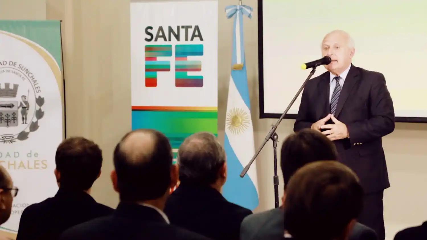 Lifschitz entregó más de $ 36 millones para obras