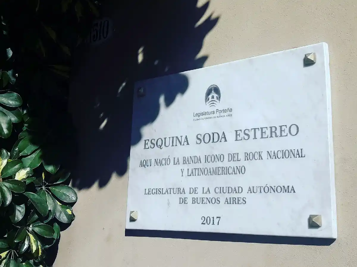 Papelón de la Legislatura porteña en un homenaje a Soda Stereo 