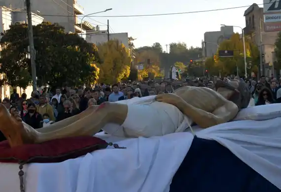 La grilla completa de actividades y celebraciones litúrgicas para este viernes 18 en Tandil