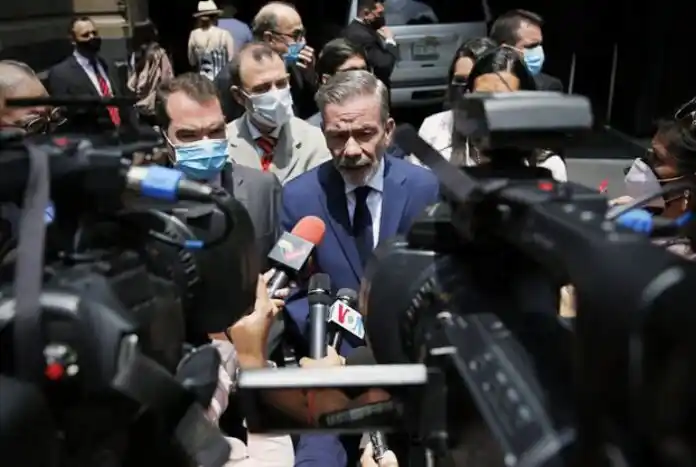 Diálogo en México: Blyde aspira alivio a la crisis humanitaria y el regreso a la democracia