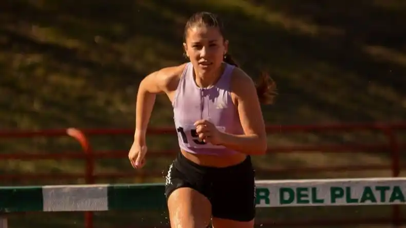 Verina Vezzi, ganadora en los 3000 metros llanos en la ciudad de Tandil
