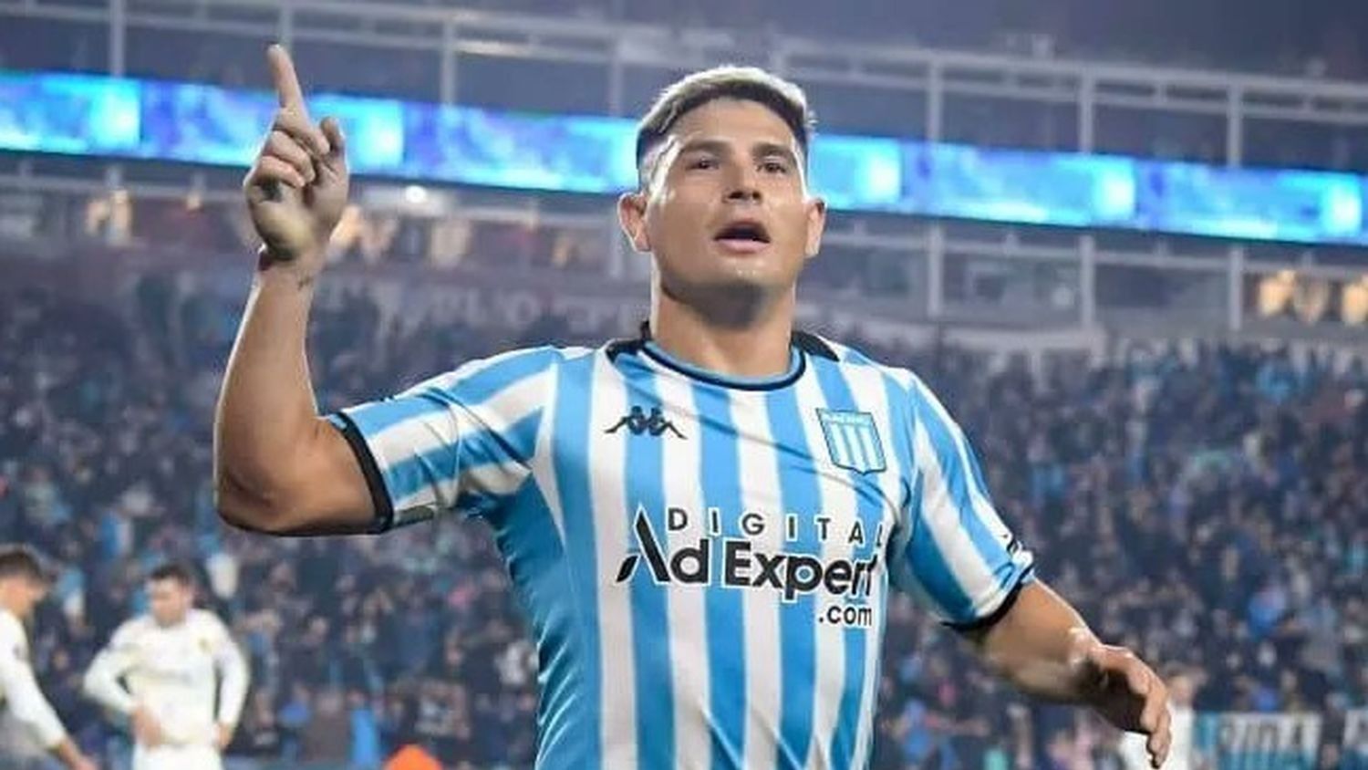 Maximiliano Salas se fue de la concentración de Racing y llegará a River