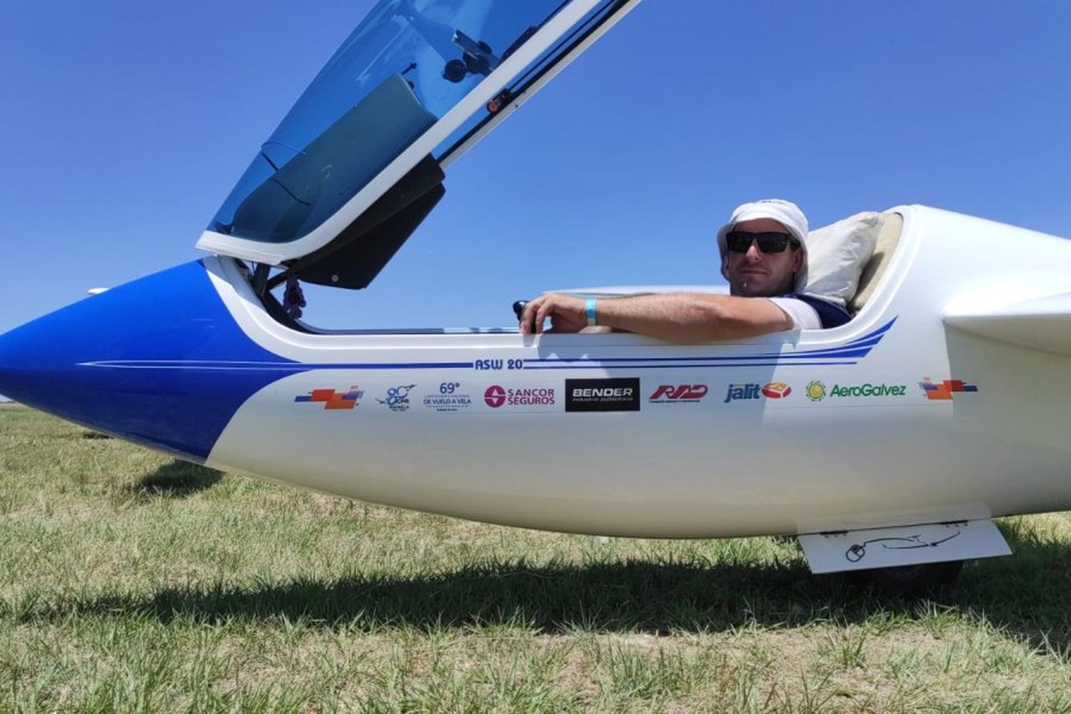 Primera prueba en Campeonato Nacional de Vuelo a Vela de Rafaela